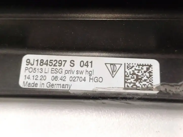Porsche Taycan 9J1 (2019 - ) 9J1845297 Заднее боковое стекло — фото 3
