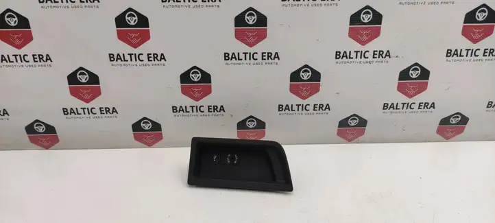 BMW 3 F30 F35 F31 (2012 - 2018) 9207357 Прочие детали салона — фото 1