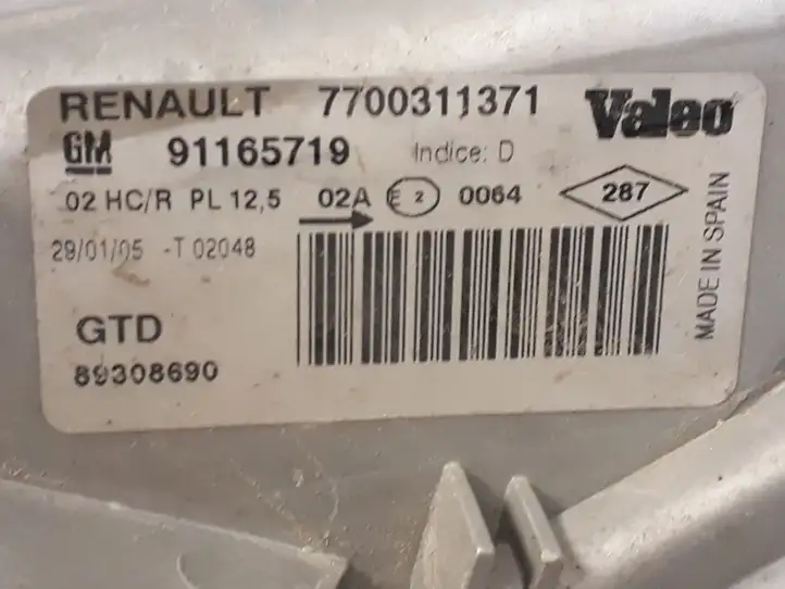 Renault Trafic II (X83) (2002 - 2014) 91165719 Передняя фара — фото 2
