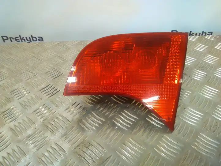 Audi A4 S4 B7 8E 8H (2004 - 2009) 8E9945094 Задний фонарь в крышке багажника — фото 1