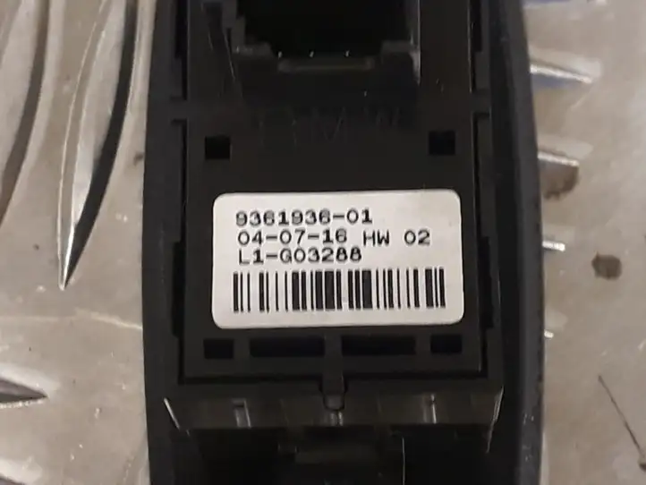 BMW X4 F26 (2014 - 2017) 9361936 Блок кнопок стеклоподъемников — фото 3