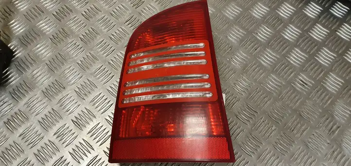 Skoda Octavia Mk1 (1U) (1996 - 2004) 1U9945096 Задний фонарь в кузове — фото 1
