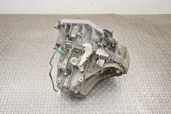 Nissan Juke I F15 (2010 - 2018) TL412008R Механическая коробка передач, 6 передач — фото 1
