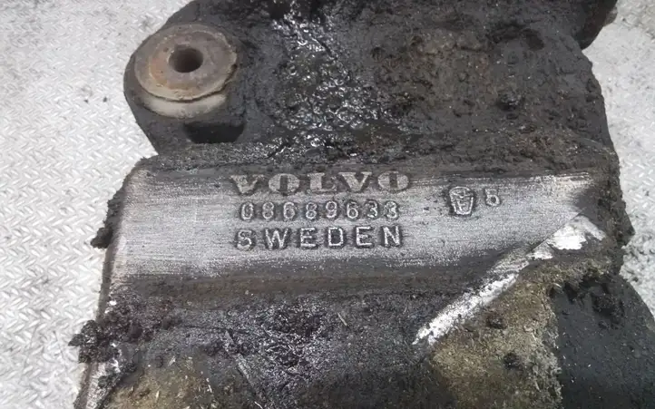 Volvo XC90 (2002 - 2006)  08689633 Задний редуктор
