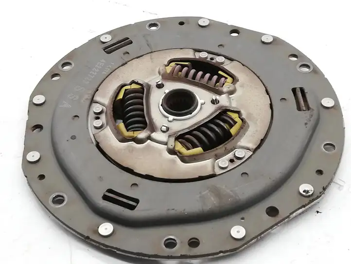 Toyota Yaris (2014 - 2019)   Диск сцепления