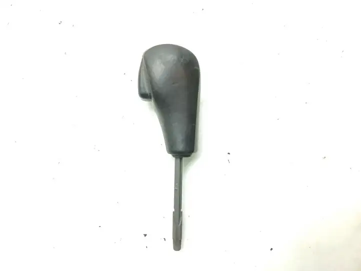 BMW 3 E90 E91 (2005 - 2012)   Рычаг переключения передач