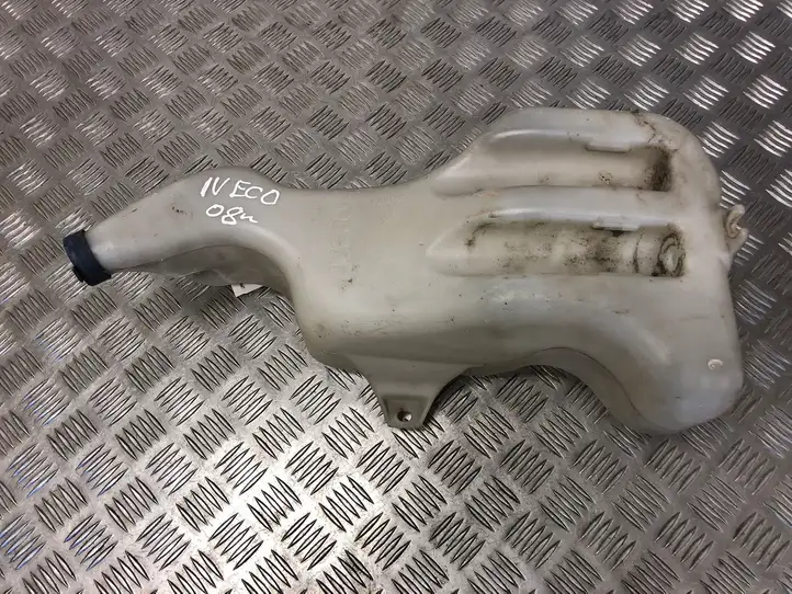 Iveco Daily Daily 35 - 40.10 (2001 - 2016) 3801898 Бачок омывателя стекла — фото 1