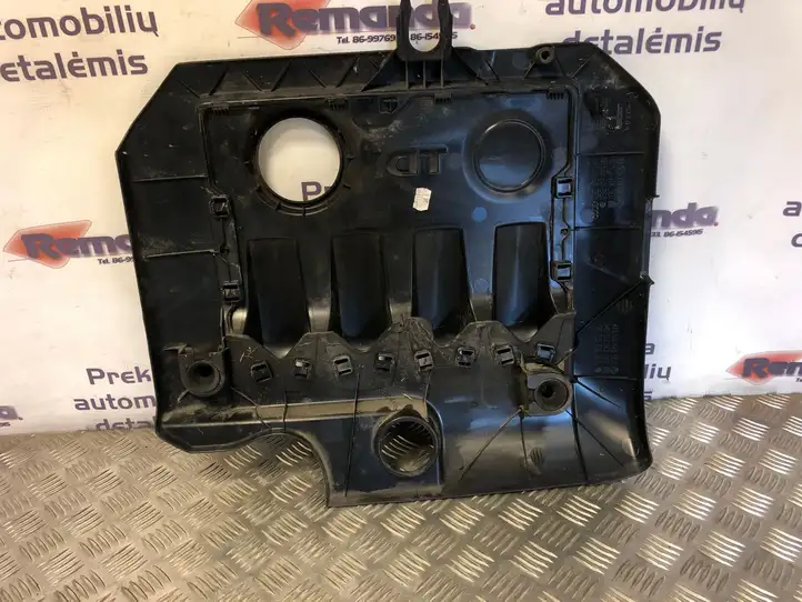 Skoda Octavia Mk2 (1Z) (2004 - 2013) 03G103925BK Крышка двигателя декоративная — фото 2