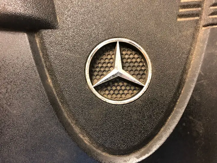 Mercedes-Benz E W212 (2009 - 2016) A6460161124 Крышка двигателя декоративная — фото 4