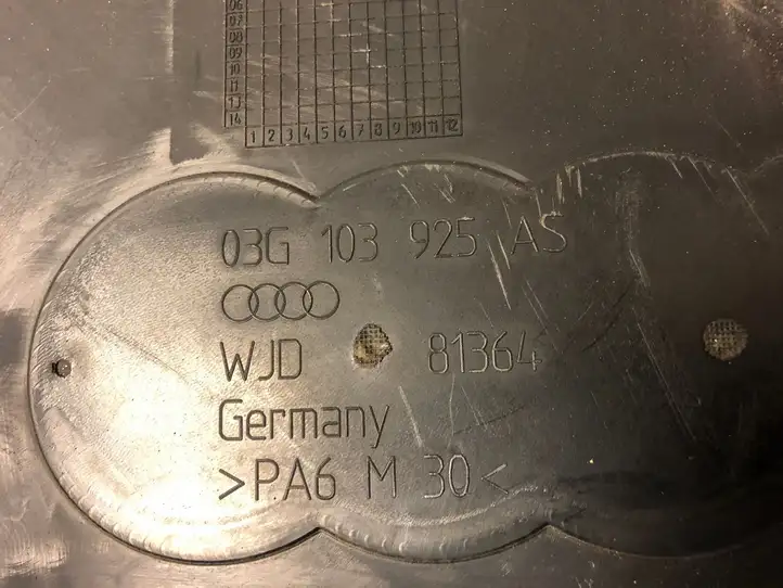 Audi A4 S4 B7 8E 8H (2004 - 2009) 03G103925AS Крышка двигателя декоративная — фото 3
