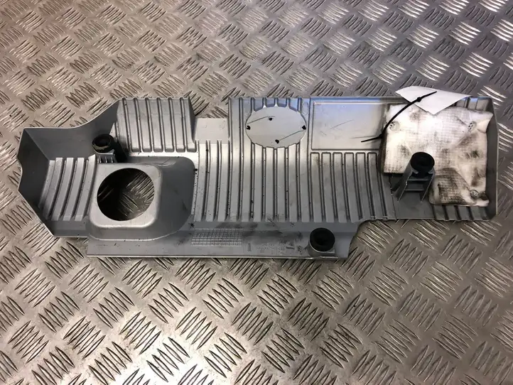 Toyota Prius+ (ZVW40) (2011 - 2018) 1121237090 Крышка двигателя декоративная — фото 3