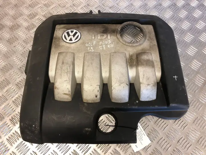 Volkswagen Golf Plus (2004 - 2008) 03G103925BR Крышка двигателя декоративная — фото 1