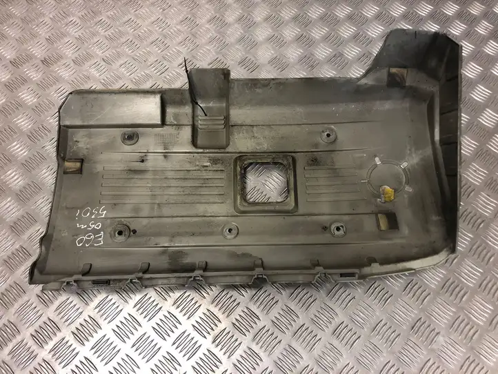BMW 5 E60 E61 (2004 - 2010) 1112753132406 Крышка двигателя декоративная — фото 3