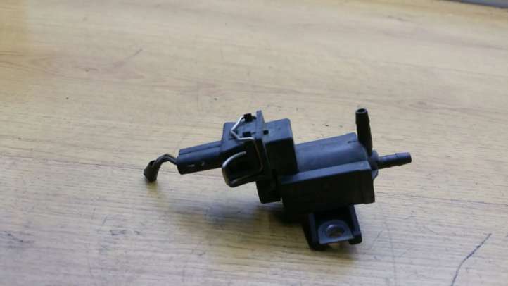 258600R010 Toyota Avensis T270 Solenoidinis vožtuvas