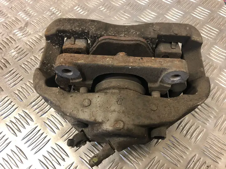 BMW 5 E60 E61 (2004 - 2010) Тормозной суппорт передний — фото 3