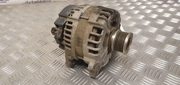 Audi A5 8T 8F (2011 - 2016) 03L903017 Генератор — фото 5