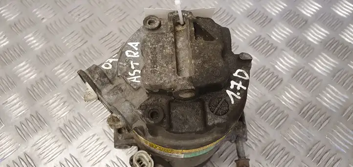 Opel Astra H (2004 - 2009) 13124751 Компрессор (насос) кондиционера воздуха — фото 2