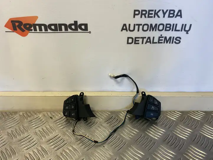 BMW X3 E83 (2003 - 2010) 6929935 Кнопки на рулевом колесе — фото 1