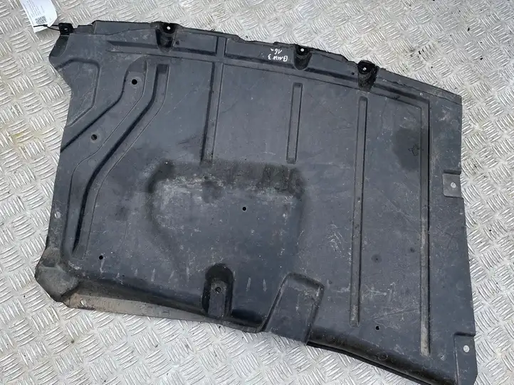 BMW 3 F30 F35 F31 (2012 - 2018) 51757363203 Защита двигателя — фото 1