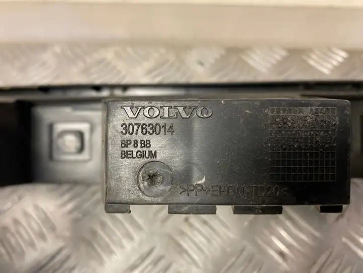 Volvo V50 (2008 - 2012) 30763014 Кронштейн заднего бампера — фото 2