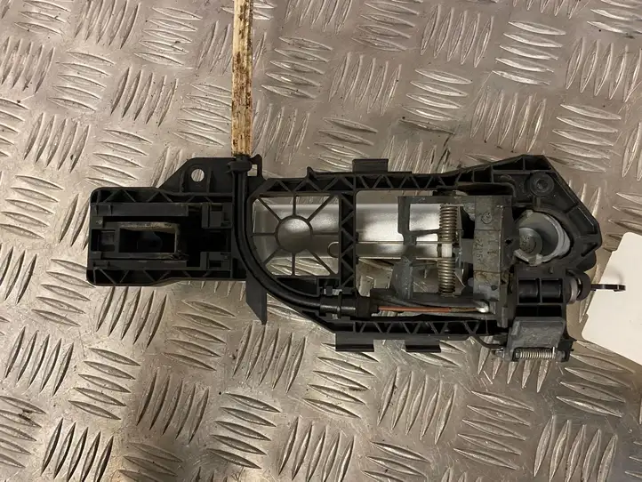 Volkswagen PASSAT B7 (2011 - 2014) 3C0837885J Наружная ручка задней двери — фото 2