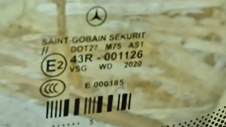 Mercedes-Benz CLK A209,C209 (2002 - 2009) 43R001126 Переднее стекло — фото 3