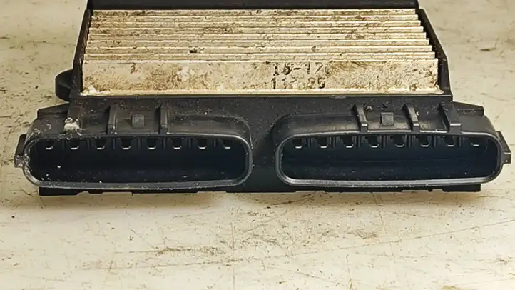 Toyota Corolla Verso AR10 (2004 - 2009) 8987120050 Блок управления форсунками — фото 3