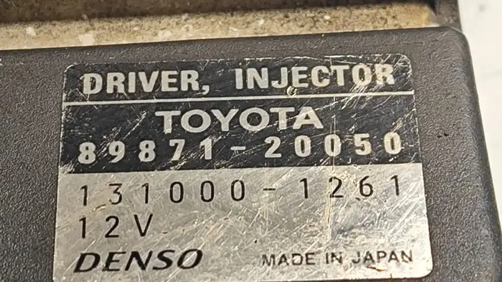 Toyota Corolla Verso AR10 (2004 - 2009) 8987120050 Блок управления форсунками — фото 4