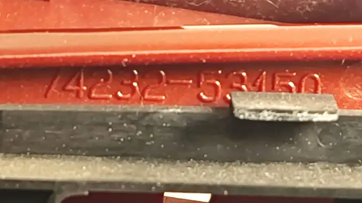 Lexus IS 220D-250-350 (2005 - 2010) 7423253150 Накладка кнопки стеклоподъемника — фото 10