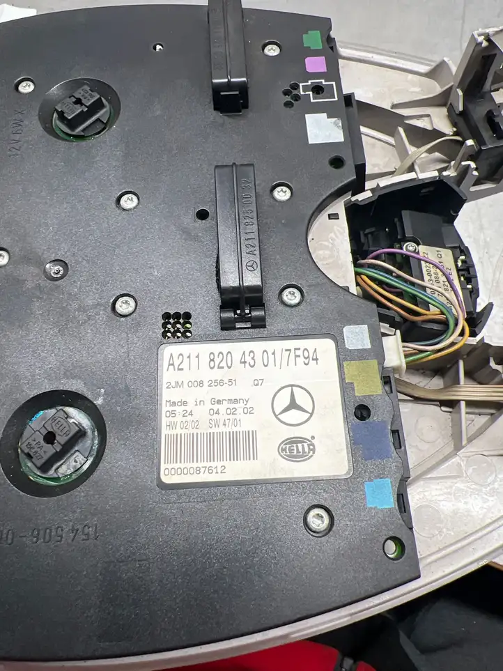 Mercedes-Benz E W211 (2002 - 2009) A2118204301 Передняя подсветка — фото 4