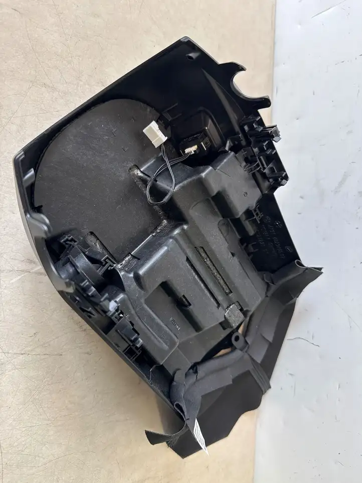 BMW 3 F30 F35 F31 (2012 - 2018) 6823468 Обшивка рулевой колонки — фото 3