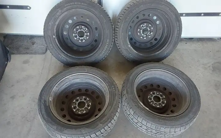 Toyota Corolla Verso E121 (2004 - 2007) Стальной штампованный диск R16 — фото 6