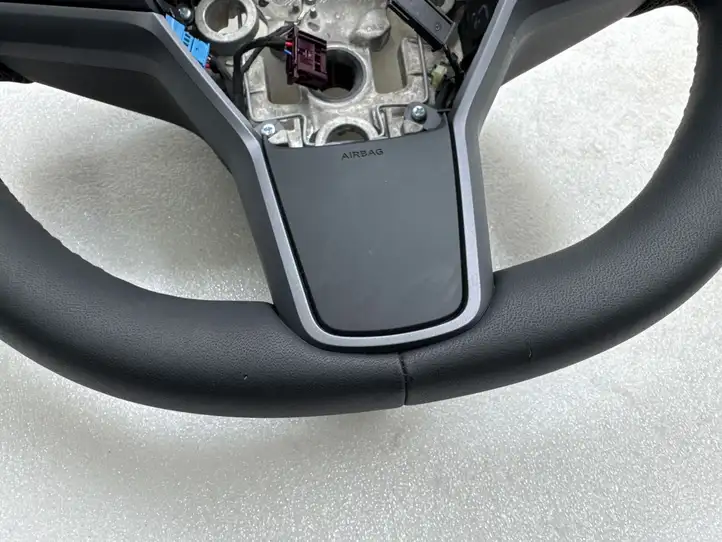 Tesla Model Y (2019 - 2024) 162659900D Верхняя петля передней двери — фото 9