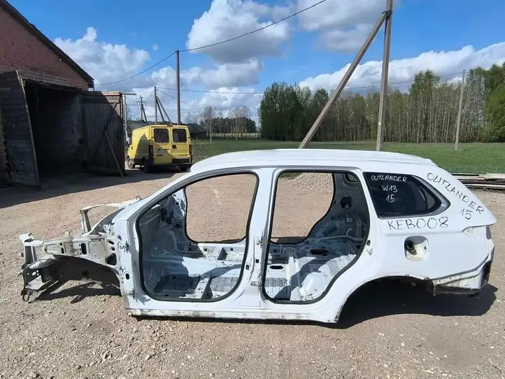 Mitsubishi Outlander (2014 - 2016) Кузов — фото 6