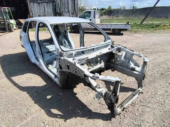 Mitsubishi Outlander (2014 - 2016) Кузов — фото 8