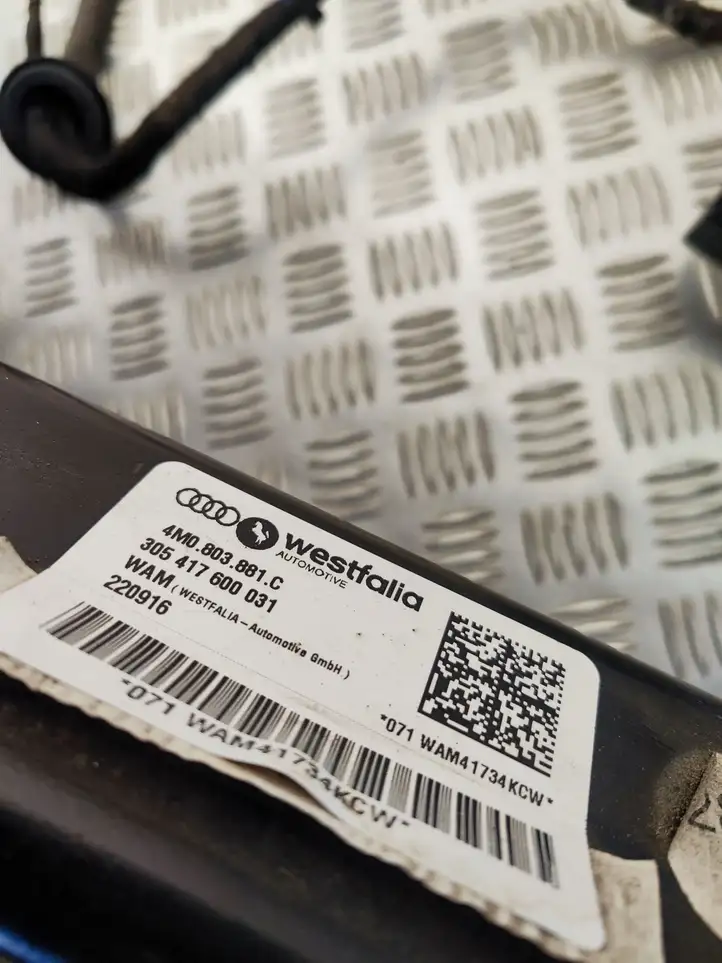 Audi Q7 4M (2015 - ) 4M0803881C Комплект буксировочного крюка — фото 5