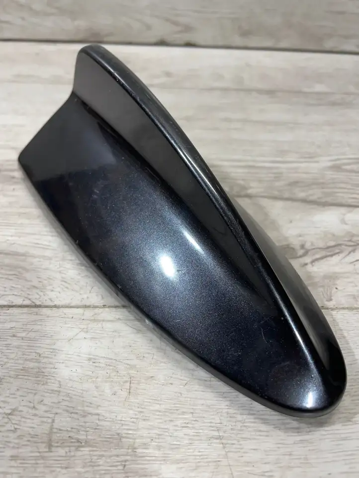 BMW 5 F10 F11 (2009 - 2016) 9269938 Крышка GPS-антенны — фото 3
