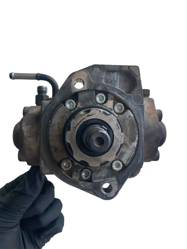 Toyota Hilux (AN10, AN20, AN30) (2004 - 2008) 2210030090 Механический топливный насос — фото 5
