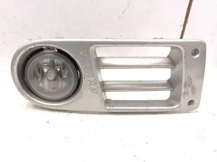 Renault Trafic II (X83) (2002 - 2014) 8200113991 Решетка противотуманной фары — фото 1