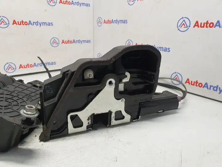 BMW 5 GT F07 (2010 - 2017) 7148475 Замок передней двери — фото 2