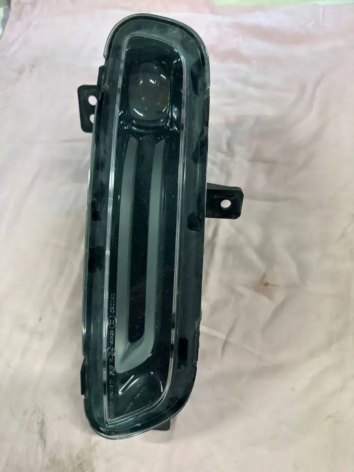 Jeep Cherokee (2013 - 2017) 68273053AC Передняя противотуманная фара — фото 4