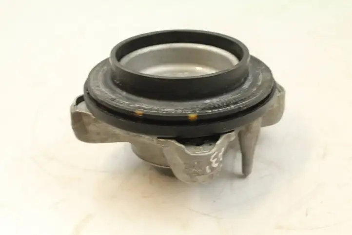 BMW M3 G80 (2020 - ) 8095851 Опорный подшипник амортизатора — фото 5