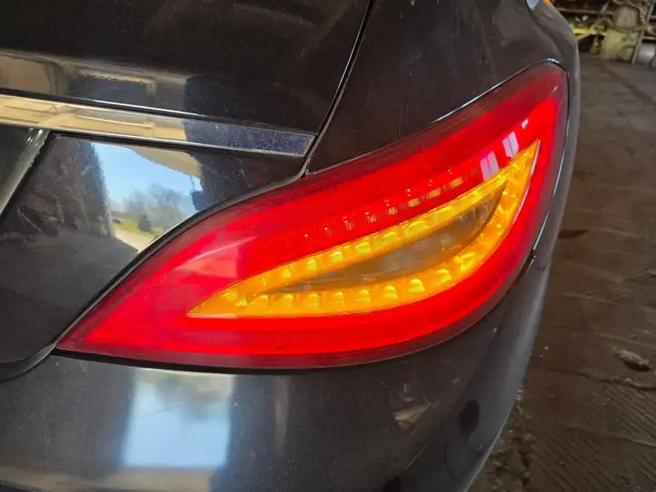 Mercedes-Benz CLS C218,X218 (2011 - 2017) A2189060258 Задний фонарь в кузове — фото 7