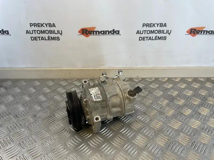 Volkswagen Golf VII (2013 - 2019) 5Q0819803E Компрессор (насос) кондиционера воздуха — фото 1