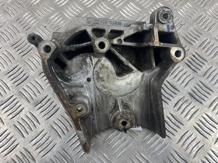 Opel Zafira C (2014 - 2016) 55568812 Кронштейн двигателя — фото 4