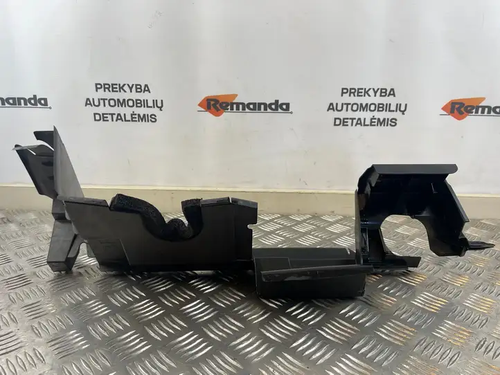 Toyota RAV 4 (XA50) (2018 - ) 1659325120 Дефлектор воздуха — фото 3