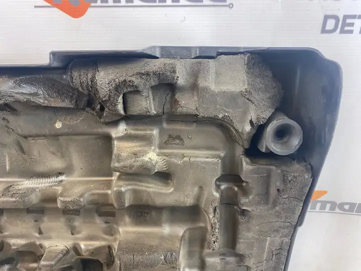 Opel Zafira C (2014 - 2016) 55582063 Крышка двигателя декоративная — фото 5