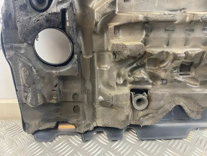 Opel Zafira C (2014 - 2016) 55582063 Крышка двигателя декоративная — фото 8