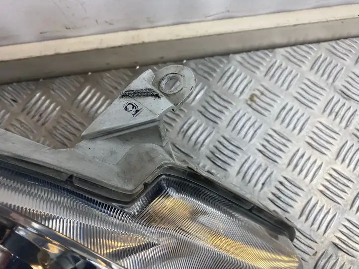 Toyota Corolla Verso E121 (2001 - 2004) 9922679004 Передняя фара — фото 14