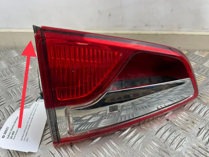 Ford Ecosport (2013 - 2018) CN15N224A37AB Задний фонарь в крышке багажника — фото 6